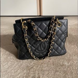 Chanel leather shopper